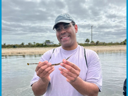 Nick with Pipefish_Sarah Krejci (1)